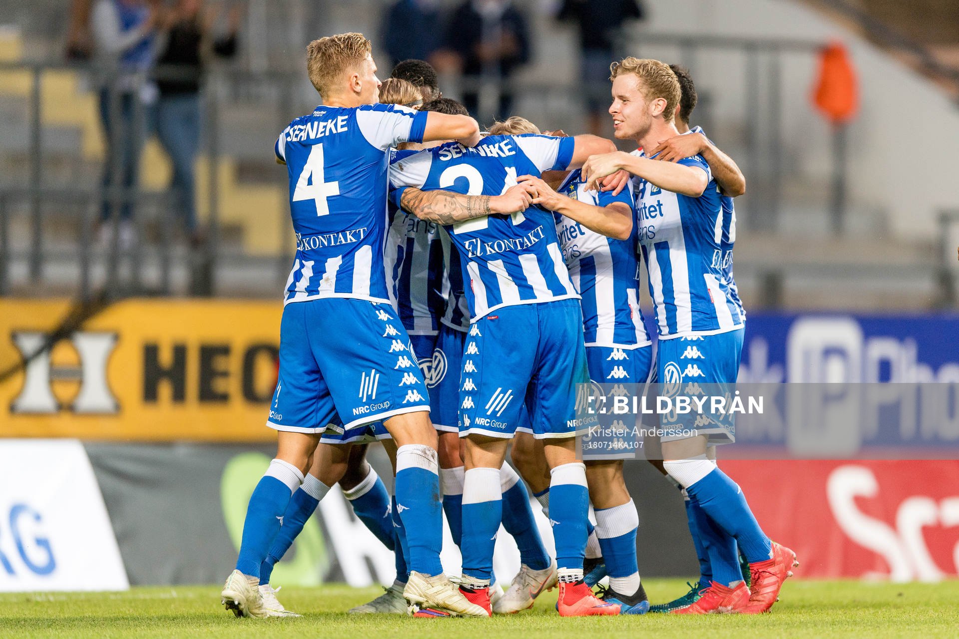 IFK Göteborgs spelare jublar