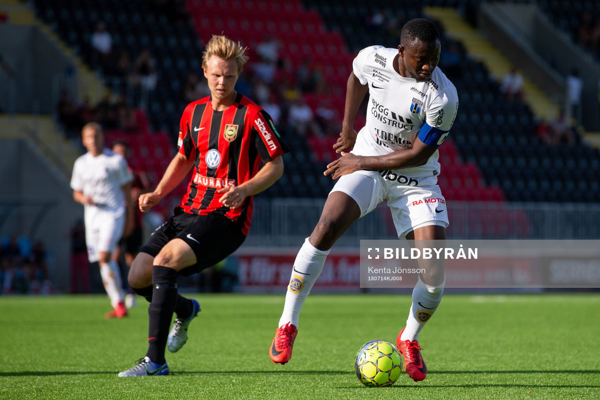 Sirius Moses Ogbu och Brommapojkarnas Tim Söderström