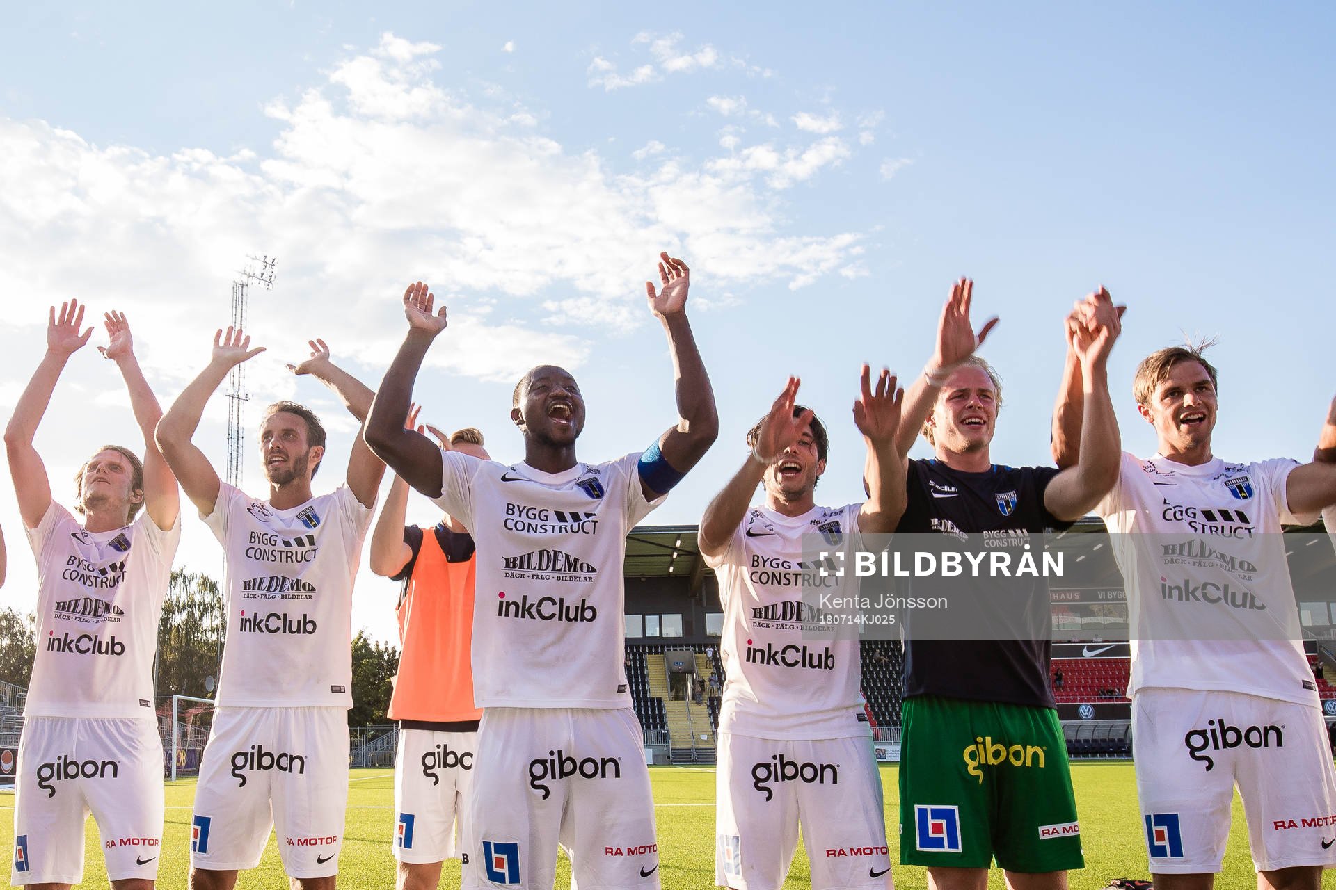 Sirius spelare jublar