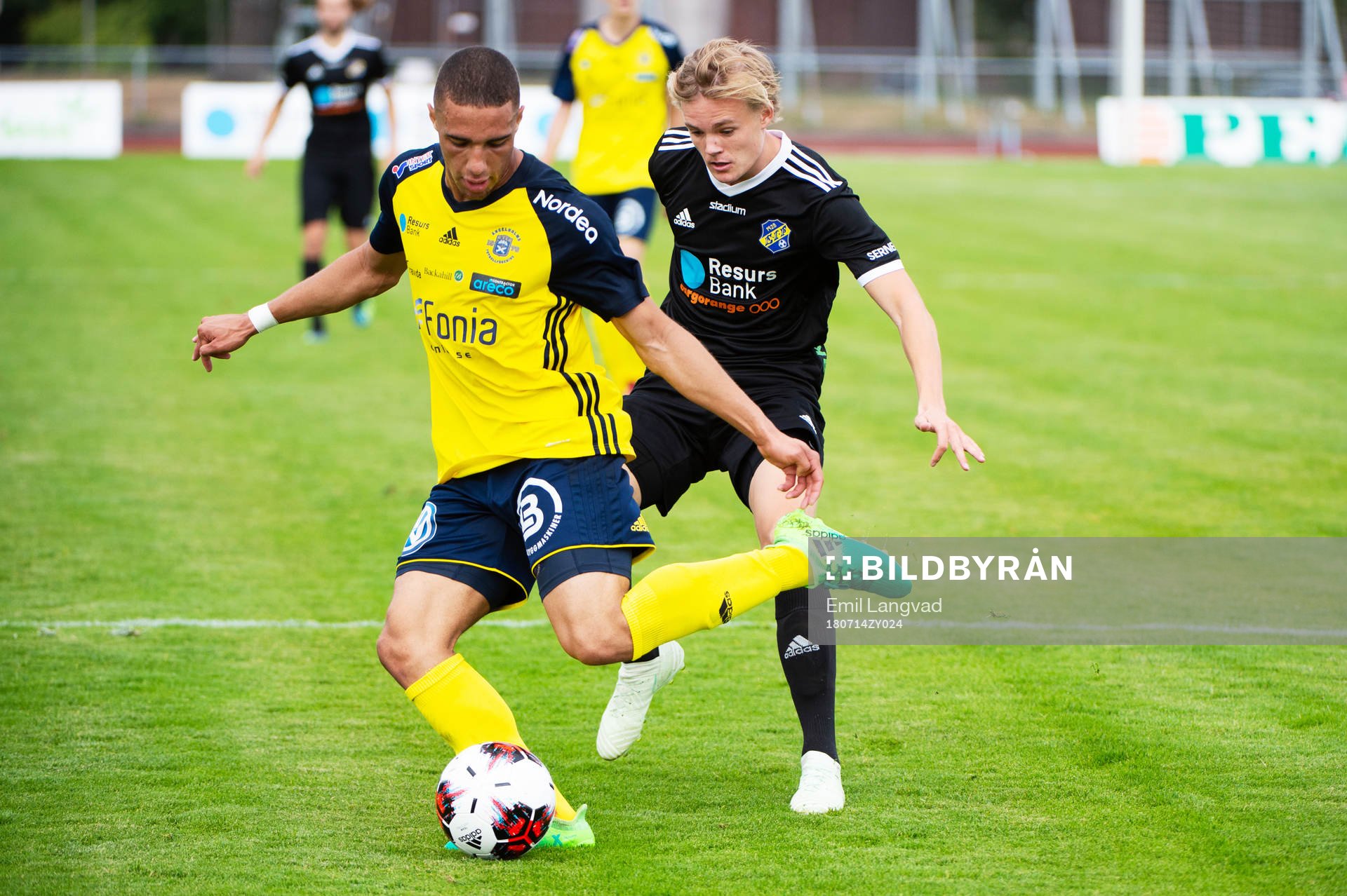 Ängelholms Alex Simovski  och Eskilsminnes Filip Lundeberg