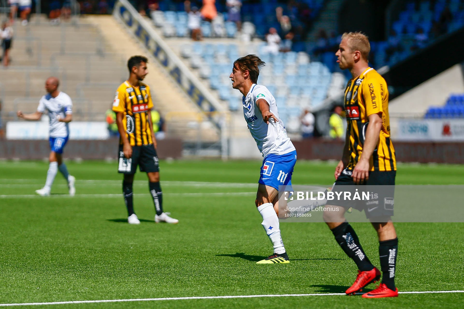 Norrköpings Simon Thern jublar