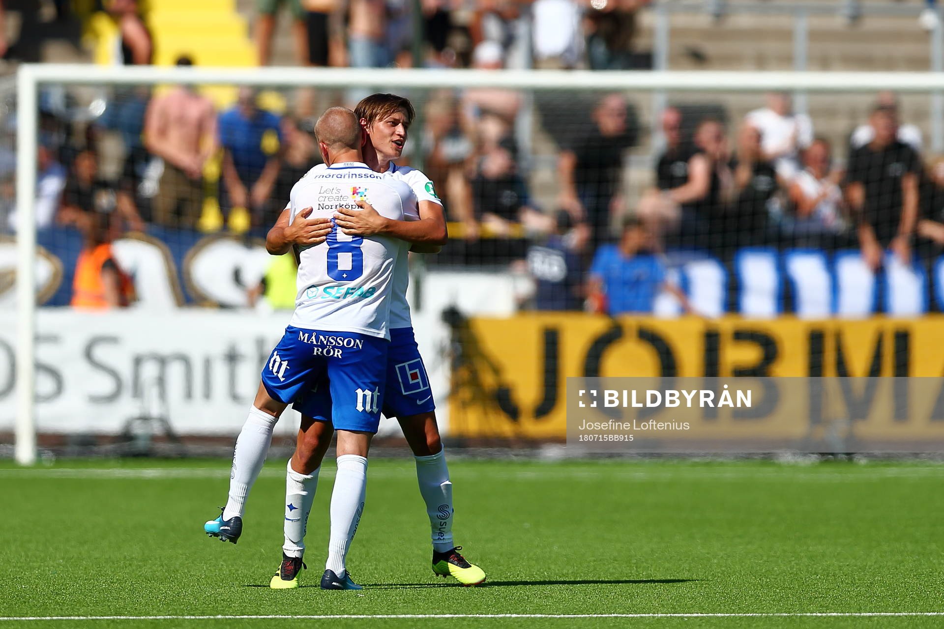Norrköpings Simon Thern och Gudmundur Thorarinsson jublar