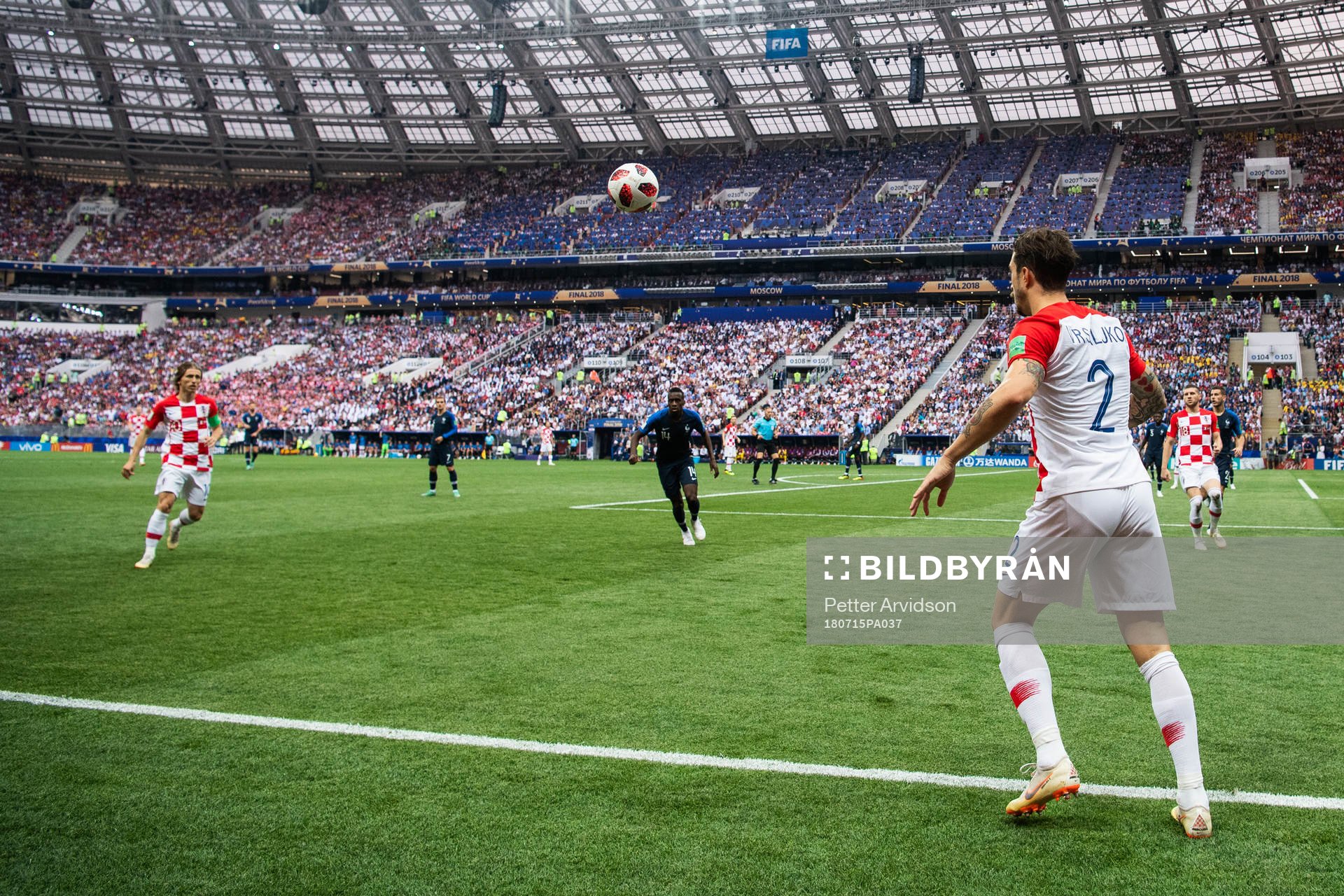 Sime Vrsaljko of Croatia with a throw in