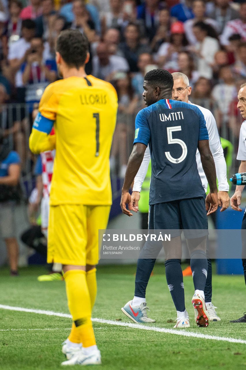 Samuel Umtiti of France outside the pitch