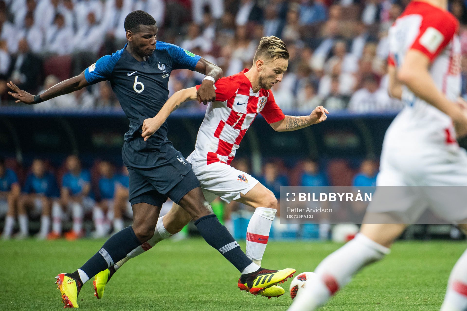 Paul Pogba of France and Ivan Rakitic of Croatia competes