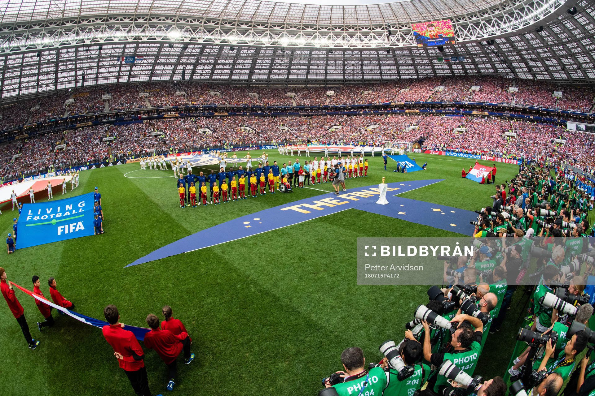 Players of France and of Croatia