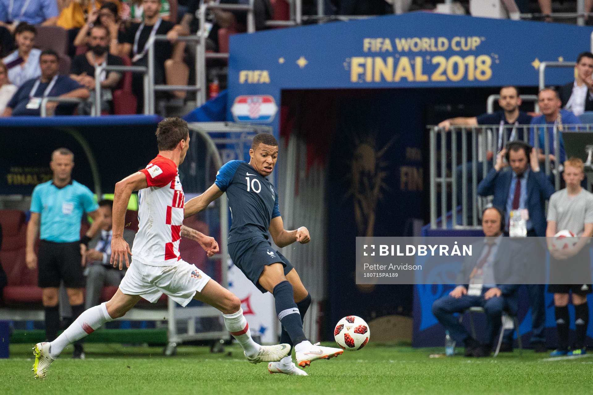 Kylian Mbappe of France and Mario Mandzukic of Croatia