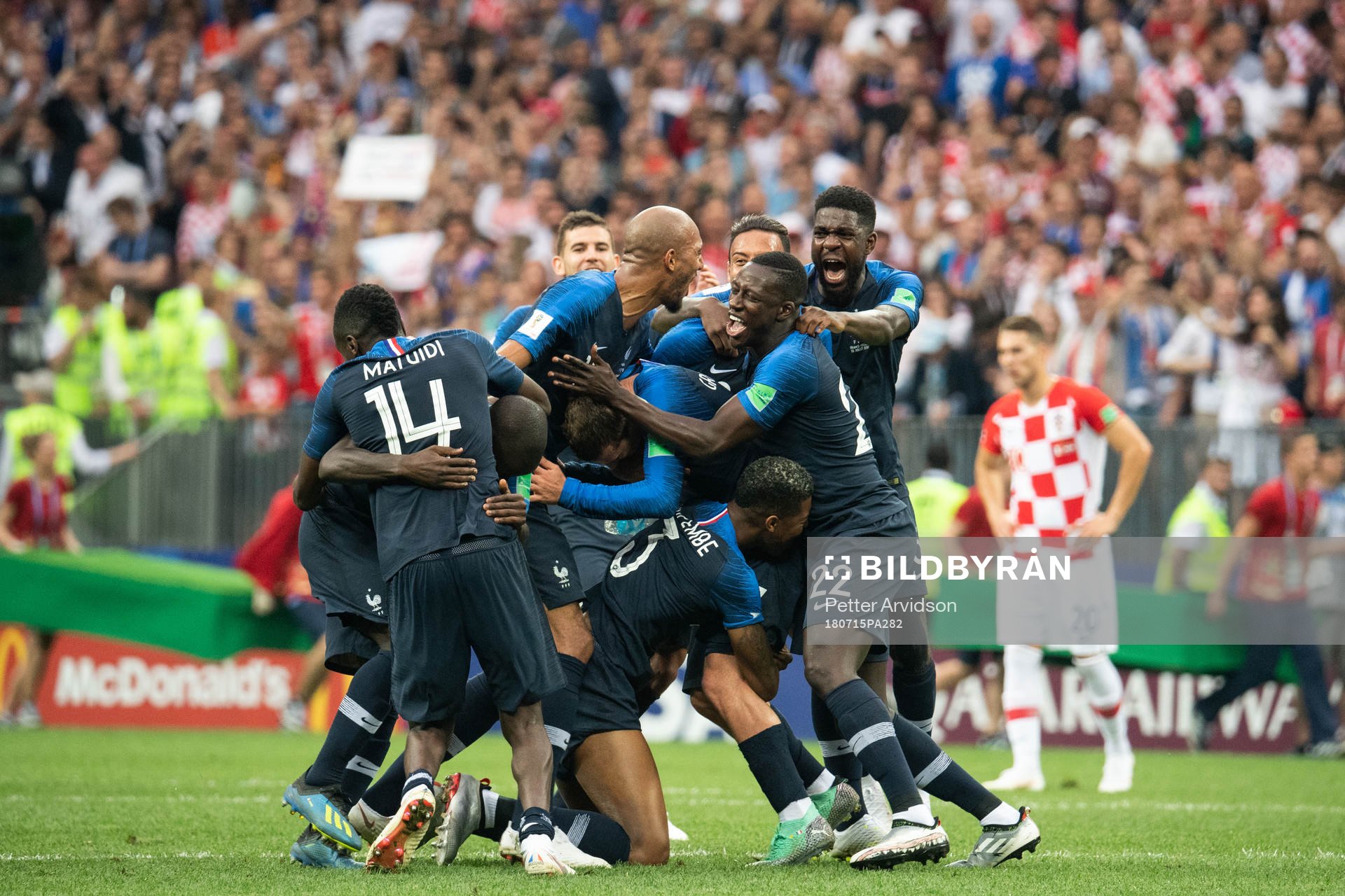 Players of France celebrate