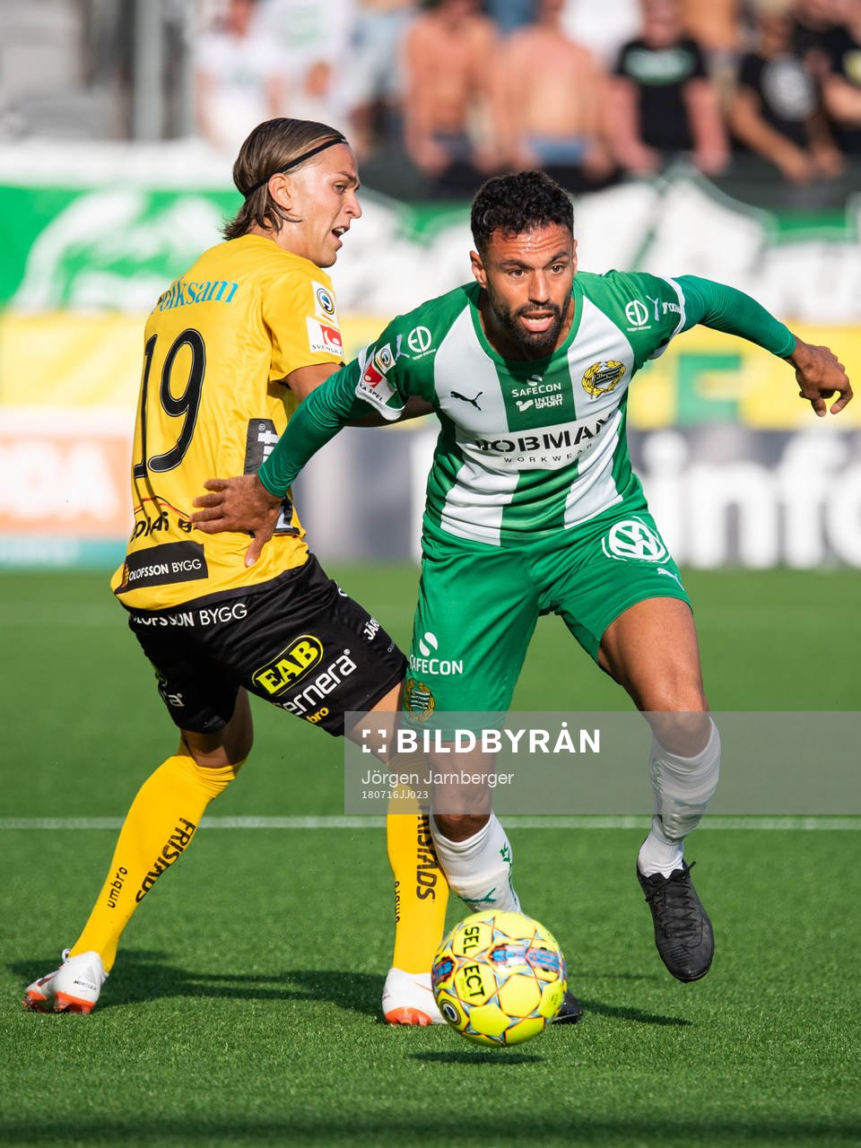 Hammarbys Imad Khalili och Elfsborgs Jesper Karlsson i kamp