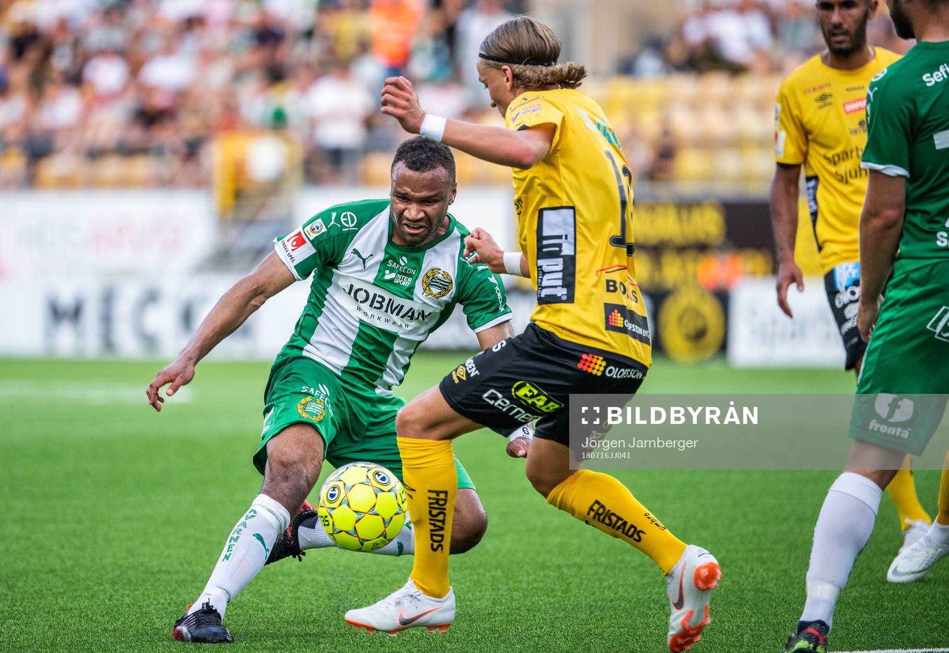 Hammarbys Serge-Junior Martinsson Ngouali och Elfsborgs