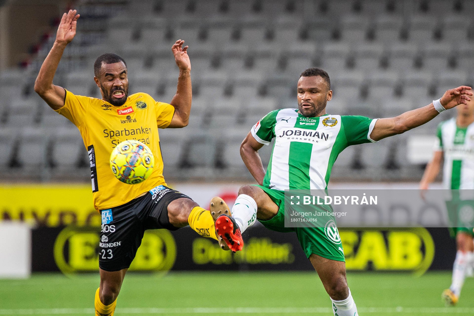 Elfsborgs Alex Dyer och Hammarbys Serge-Junior Martinsson