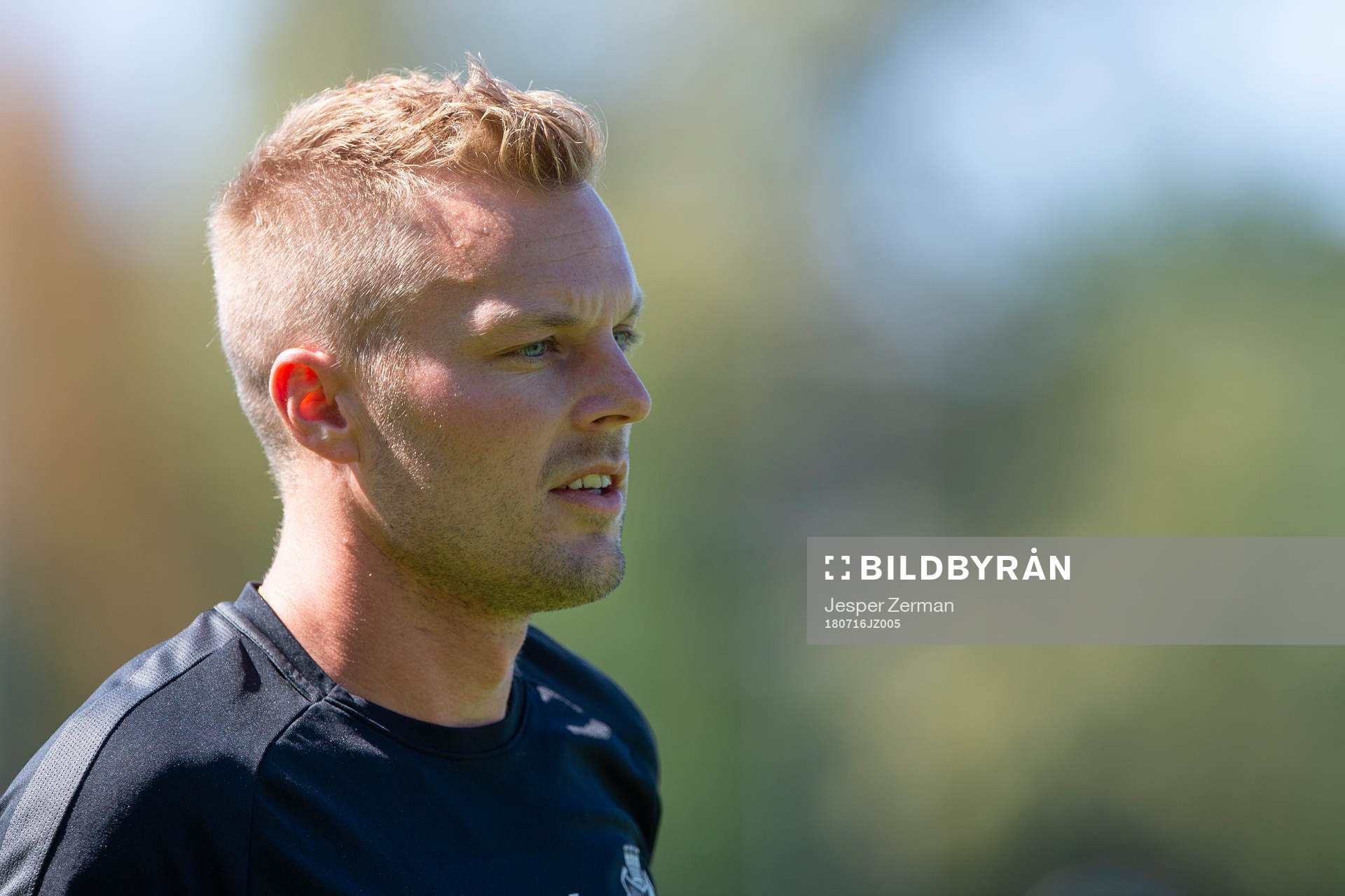 s Sebastian Larsson
