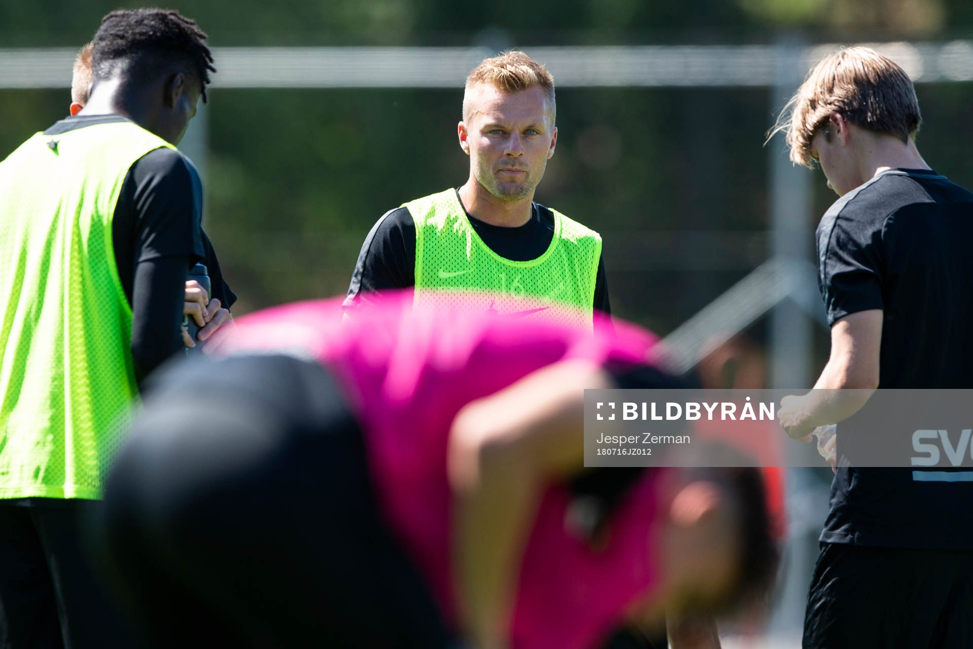s Sebastian Larsson