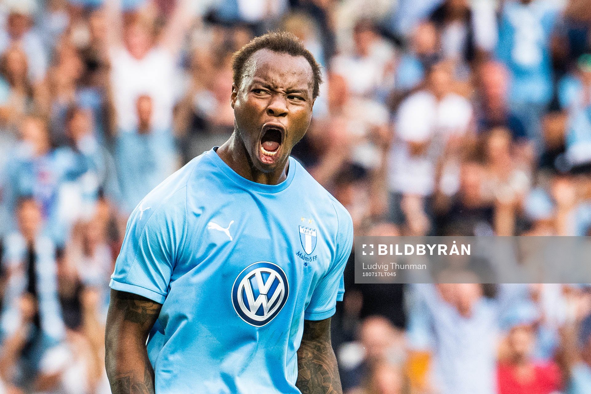 Carlos Strandberg of Malmö FF celebrates