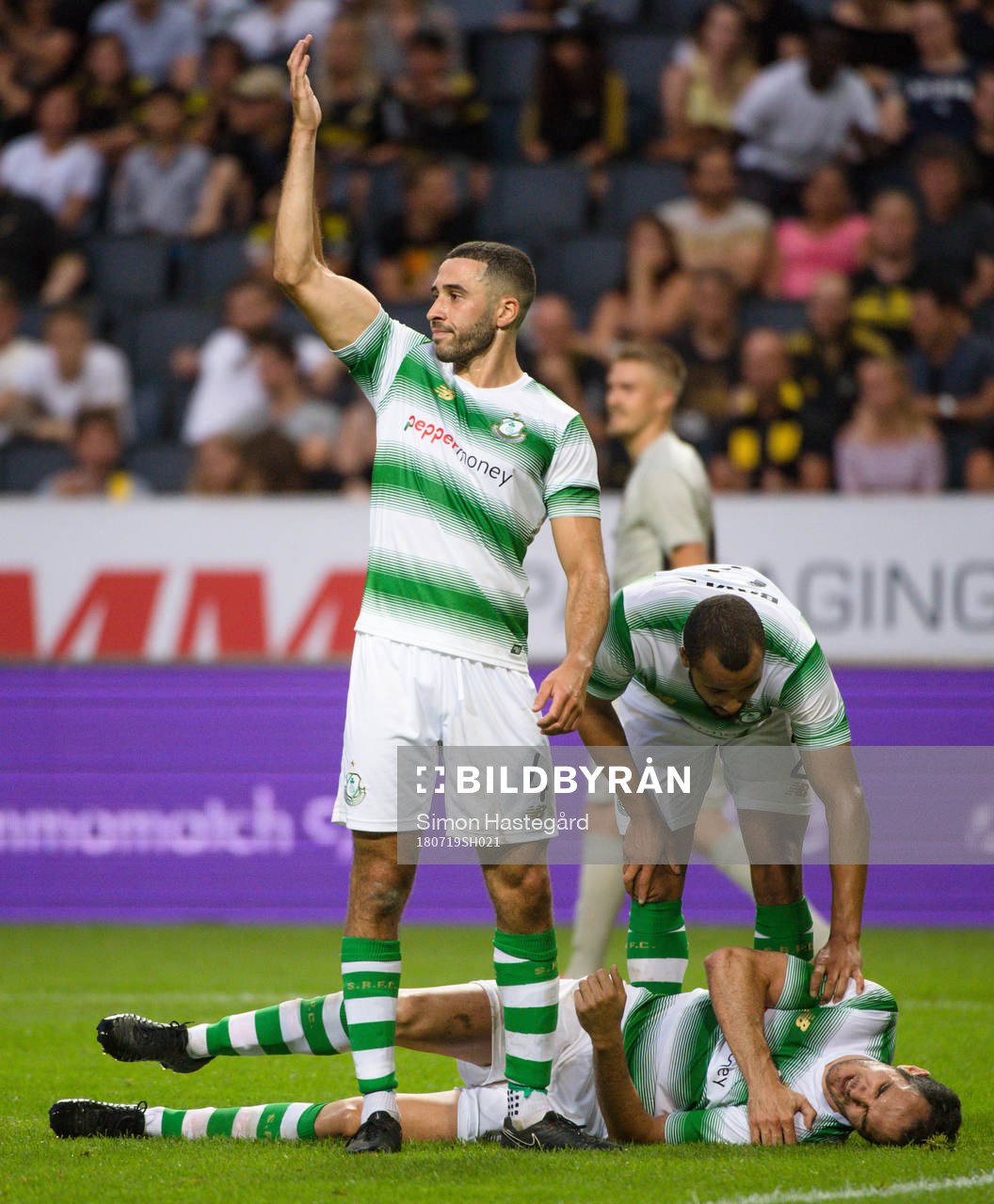Joey O'Brien of Shamrock Rovers in pain
