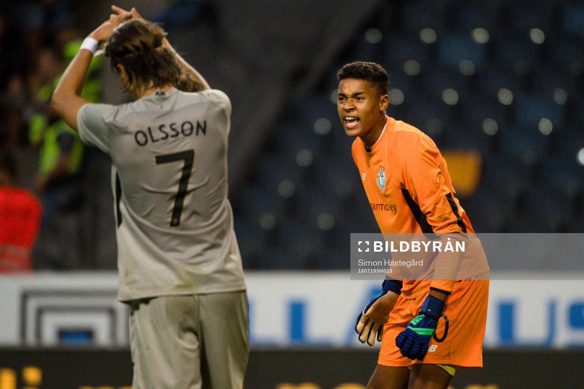 Goalkeeper Gavin Bazunu of Shamrock Rovers reacts