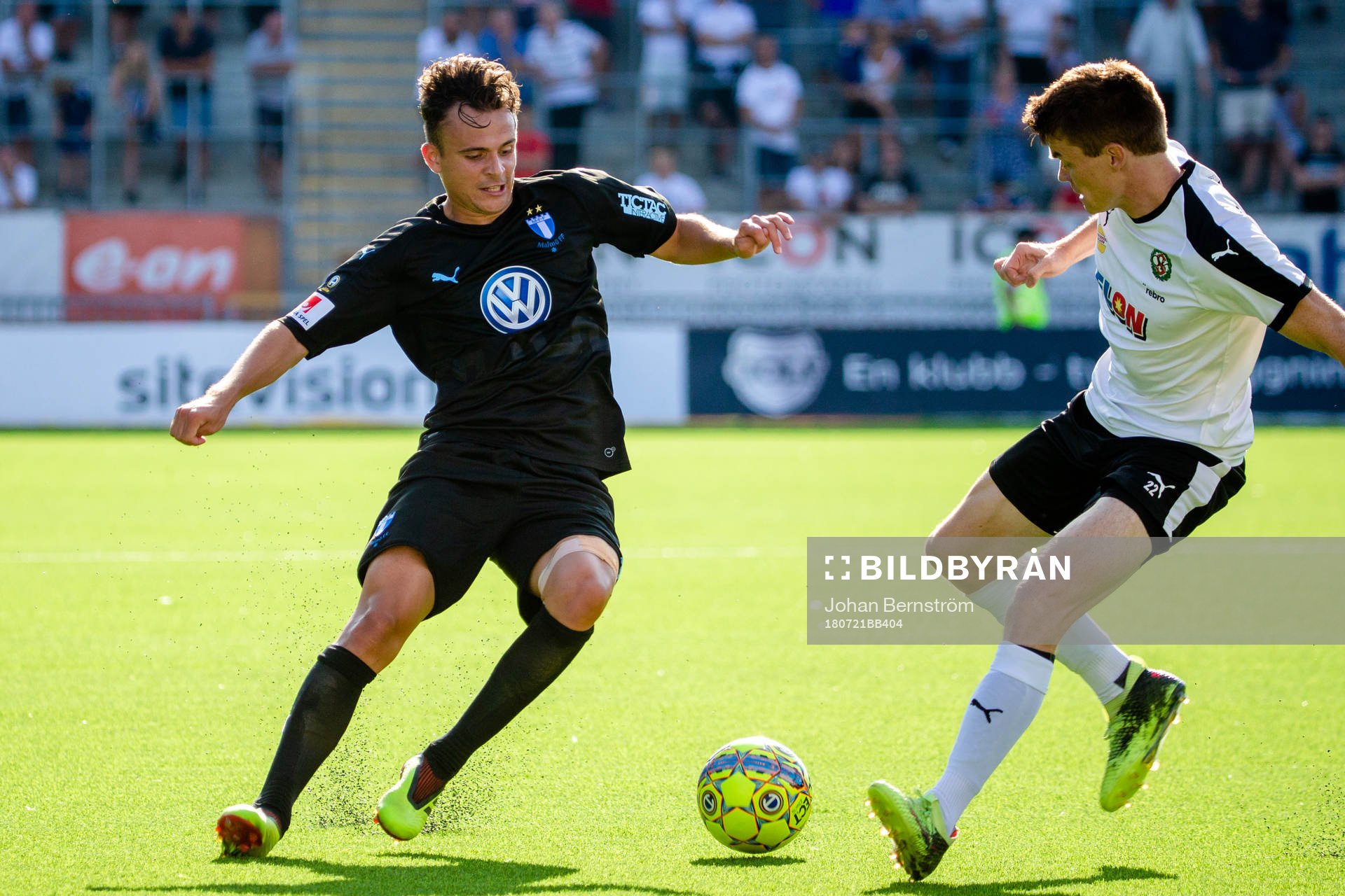 Malmö FFs Andreas Vindheim och Örebros Albin Granlund