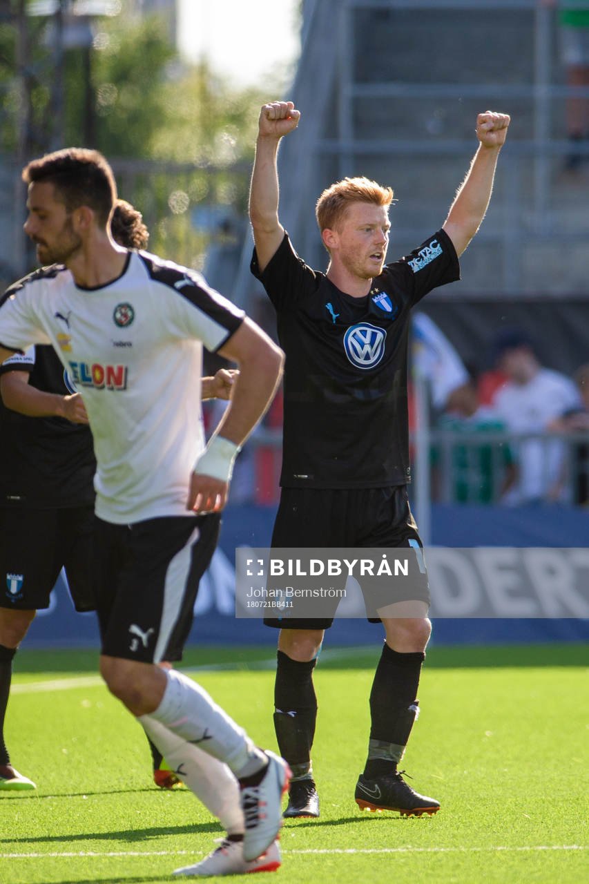 Malmö FFs sAnders Christiansen jublar
