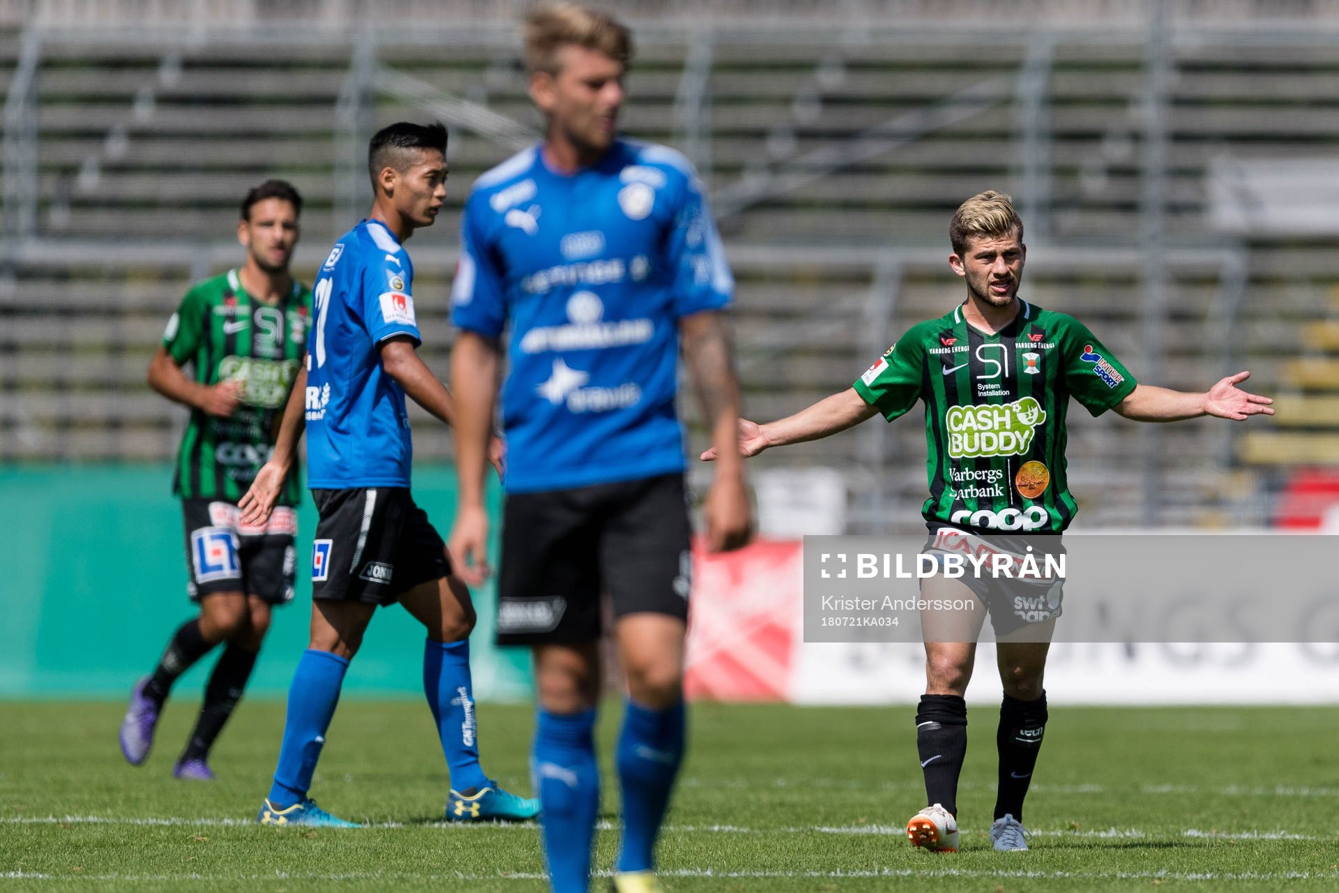Varbergs Zev Taublieb reagerar under en träningsmatch i fotboll mellan Halmstad och Varberg den 21 juli 2018 i Halmstad.