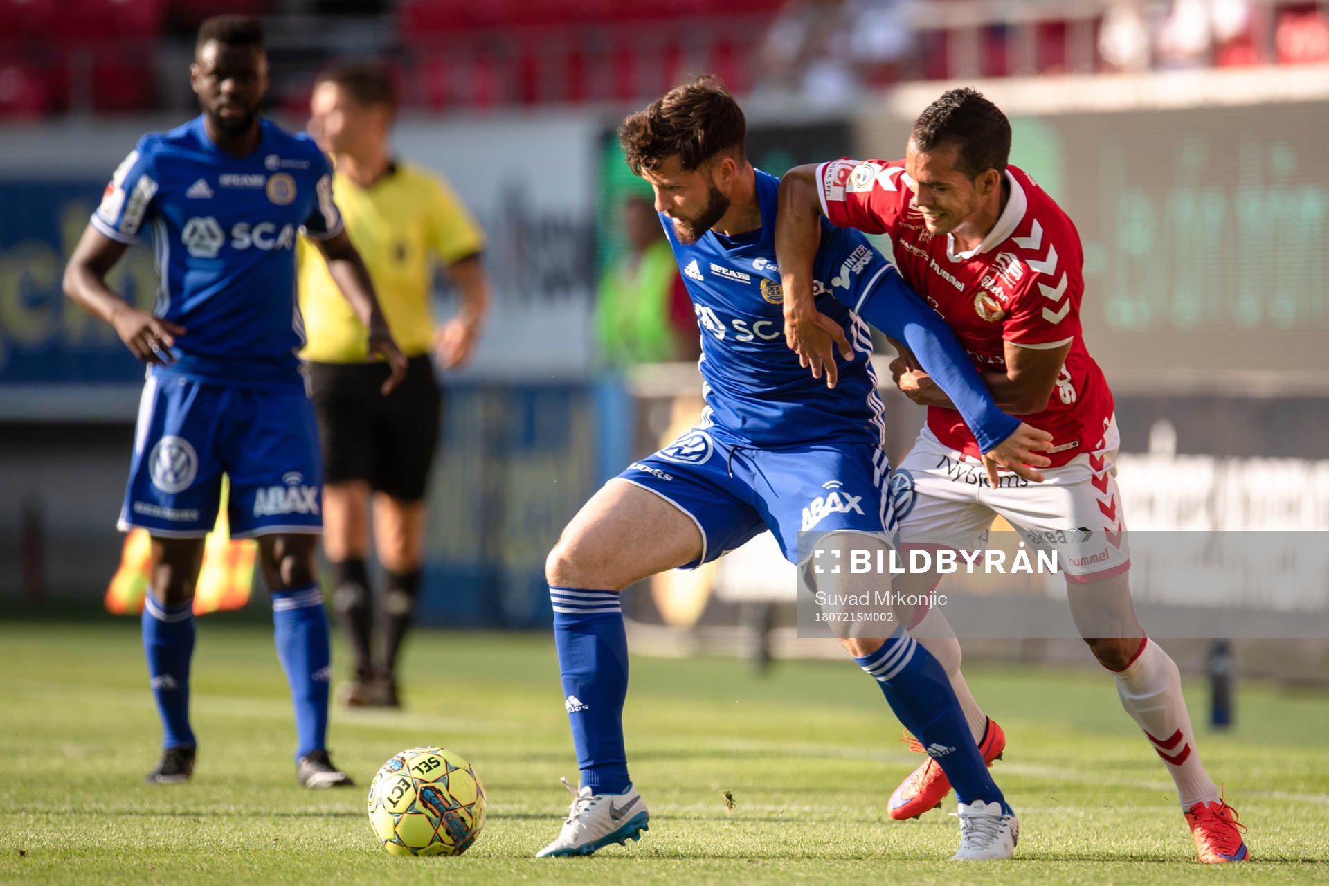 Kalmars Hiago Ramiro och Sundsvalls Jonathan Tamimi Syberg