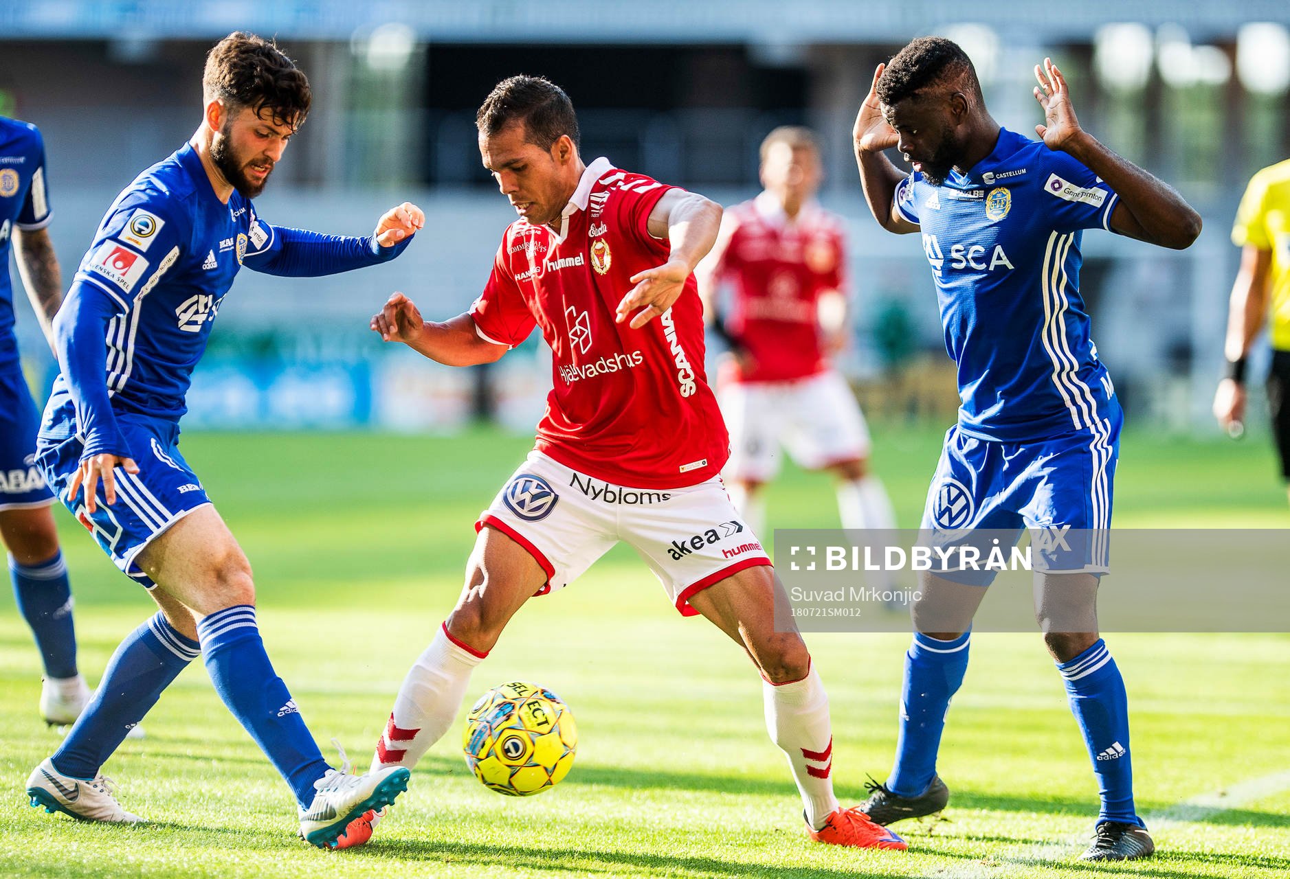 Kalmars Hiago Ramiro och Sundsvalls Jonathan Tamimi Syberg