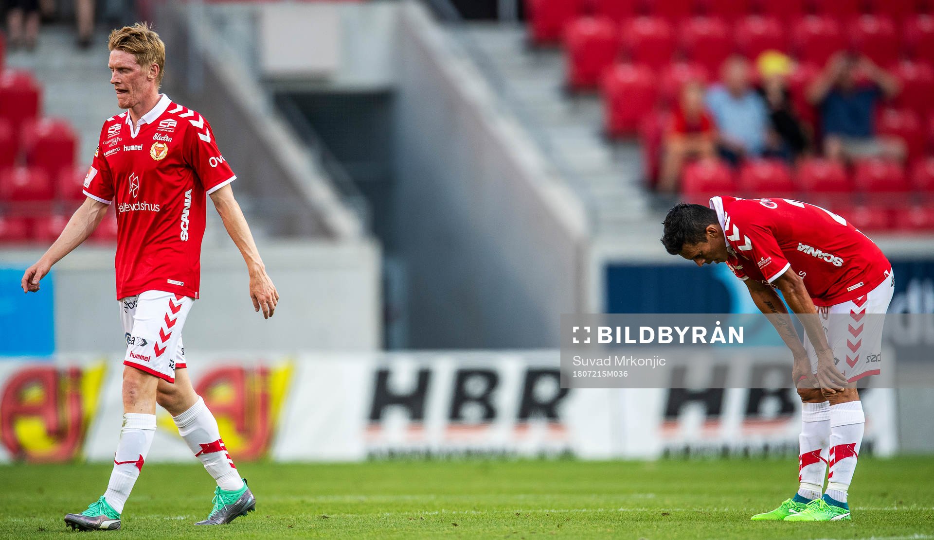 Kalmars Rasmus Elm och Romário Pereira Sipião deppar
