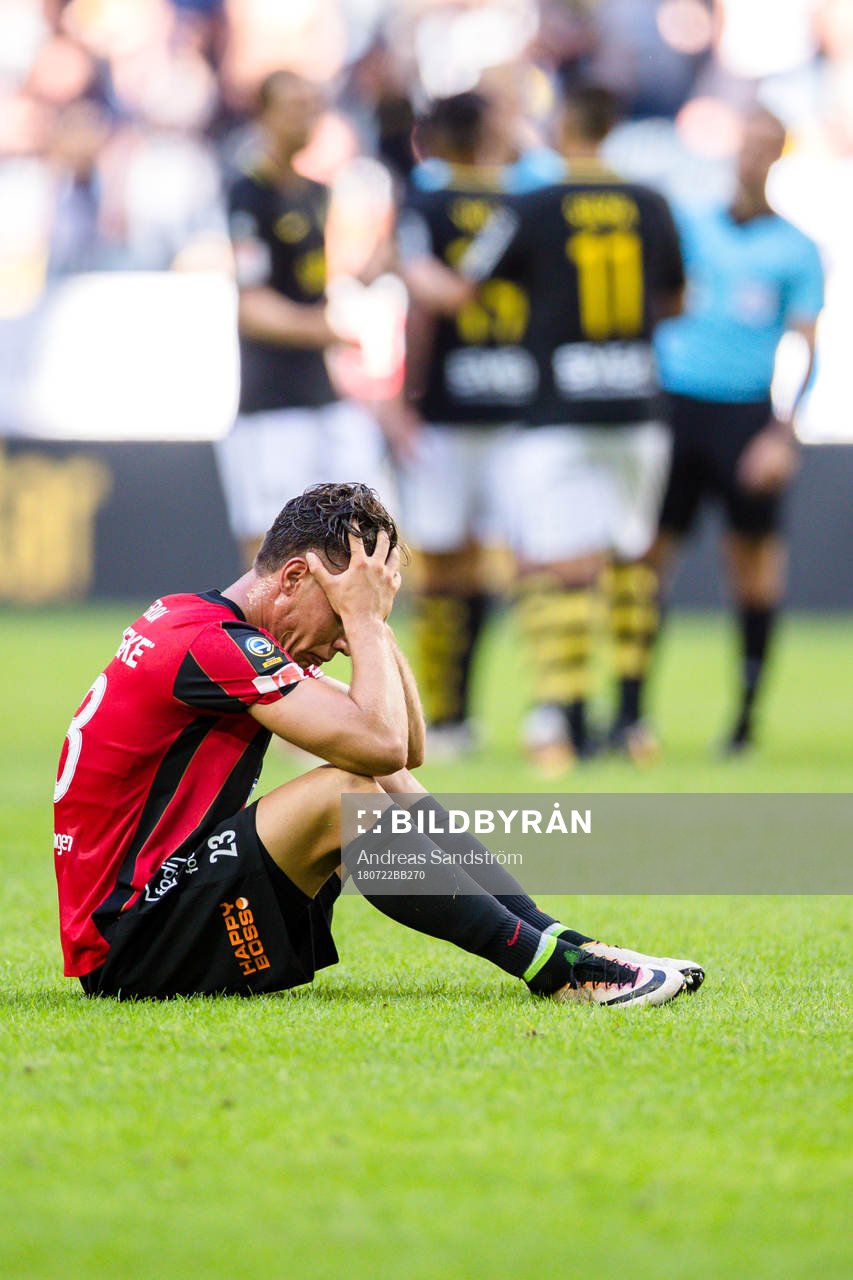 Brommapojkarnas Erik Figueroa deppar