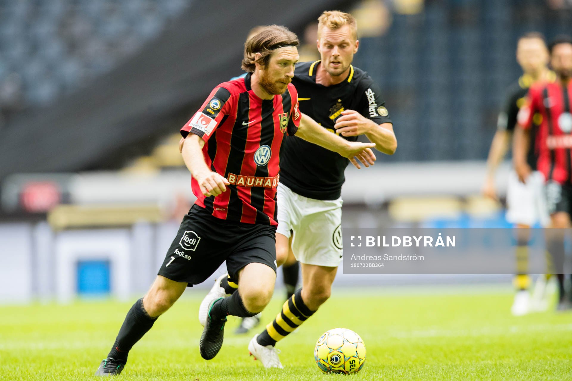 s Sebastian Larsson
