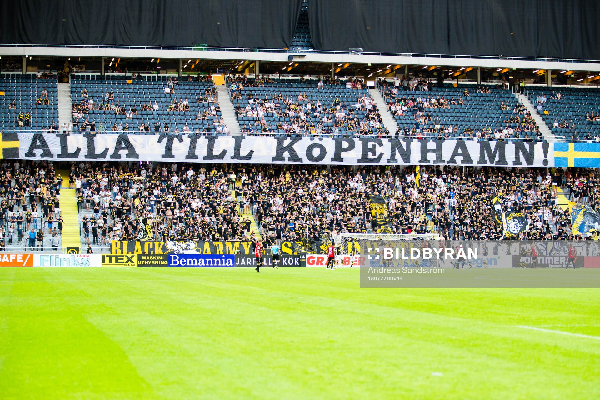 s klack med en banderoll med texten Alla till Köpenhamn