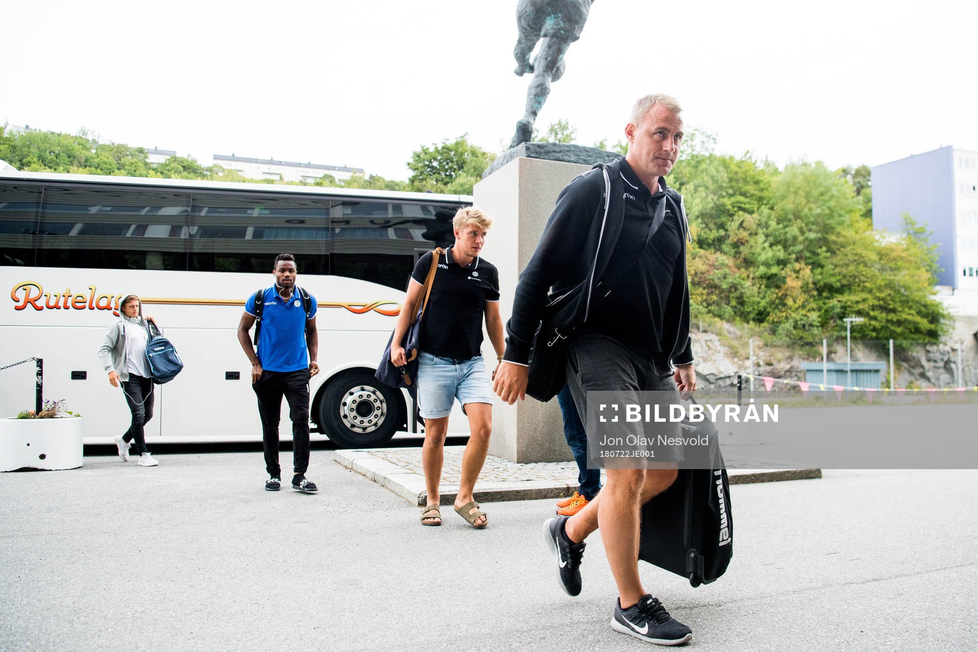 Bengt Sæternes, head coach of Sandnes Ulf, arrives