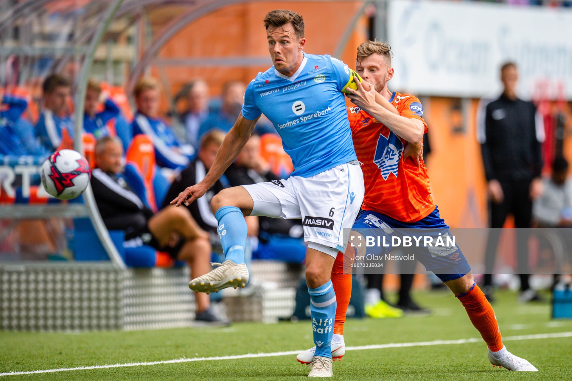 Niels Vorthoren of Sandnes Ulf and Adam Örn Arnarson of