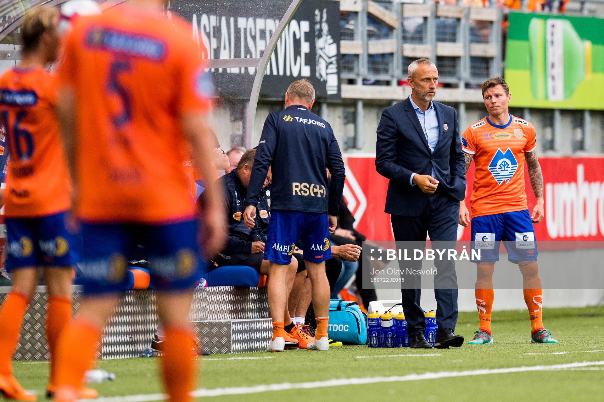 Lars Bohinen, head coach of Aalesund, and Bjørn Helge Riise of Aalesund during the OBOS-ligaen match between Aalesund and Sandnes Ulf on July 22, 2018 in Ålesund.