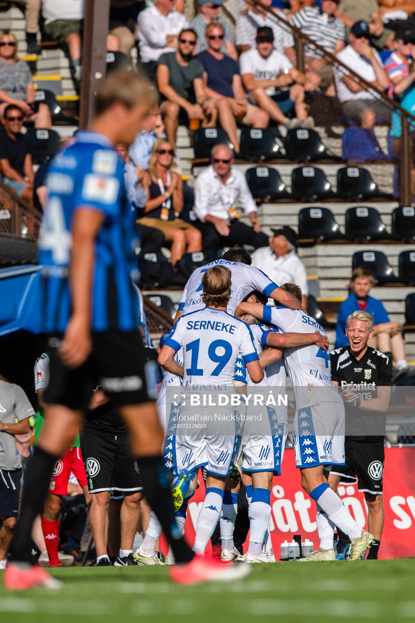 IFK Göteborgs spelare jublar
