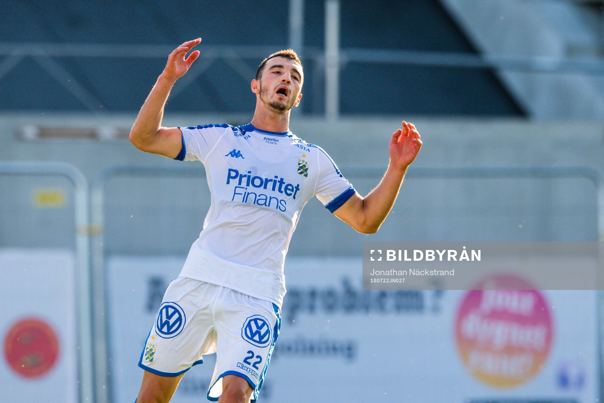 IFK Göteborgs Giorgi Kharaishvili reagerar