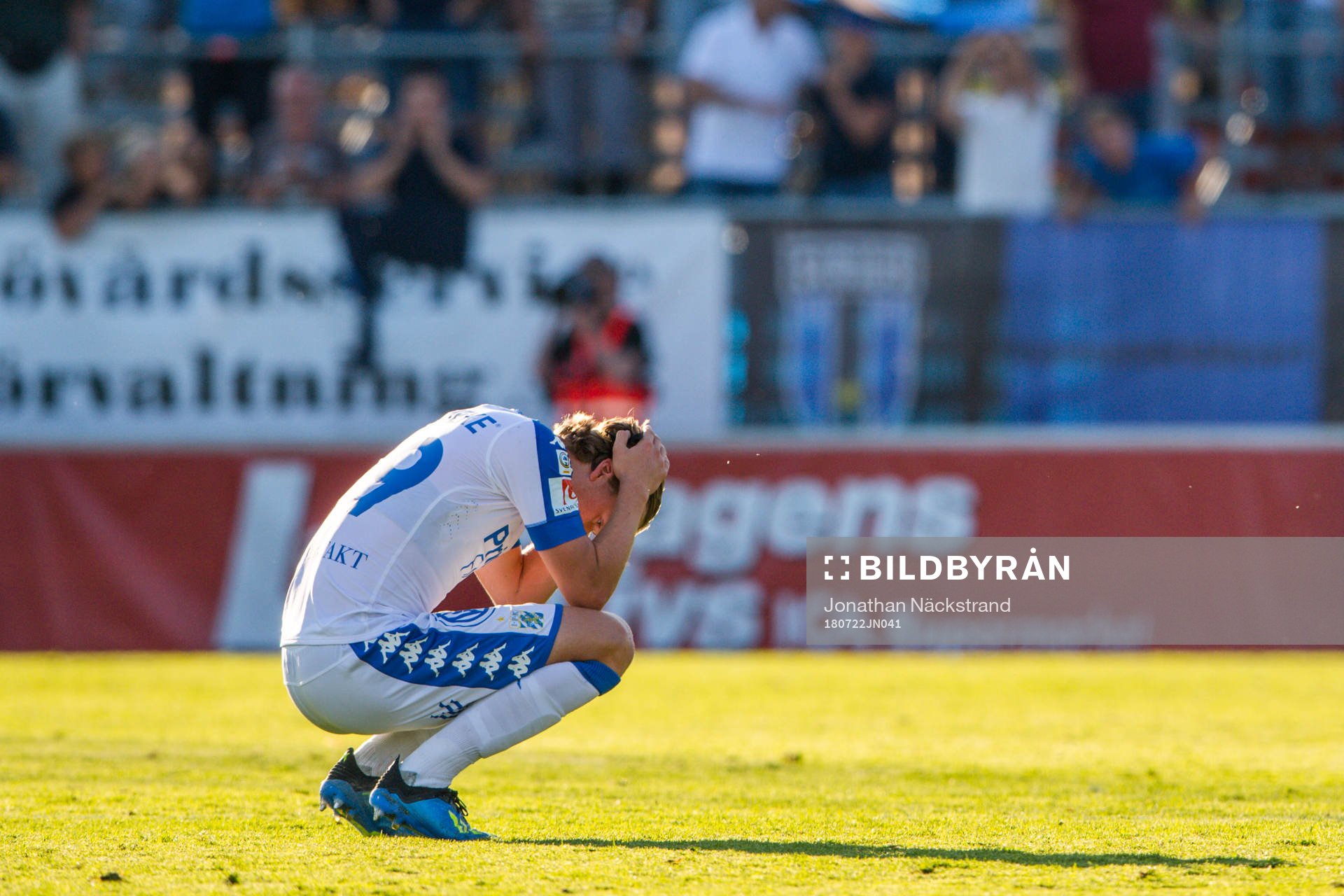 IFK Göteborgs August Erlingmark deppar