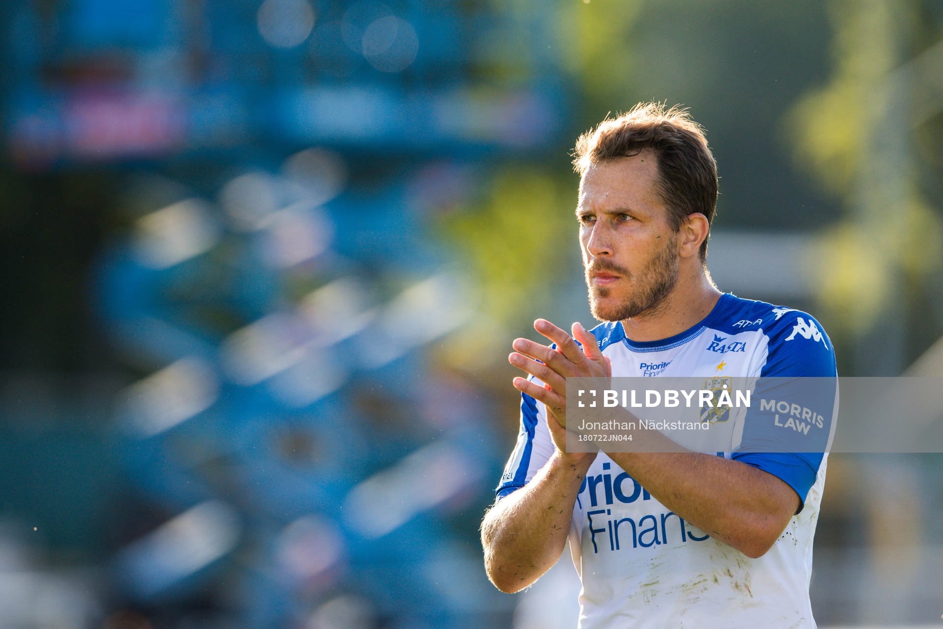 IFK Göteborgs Tobias Hysén tackar publiken