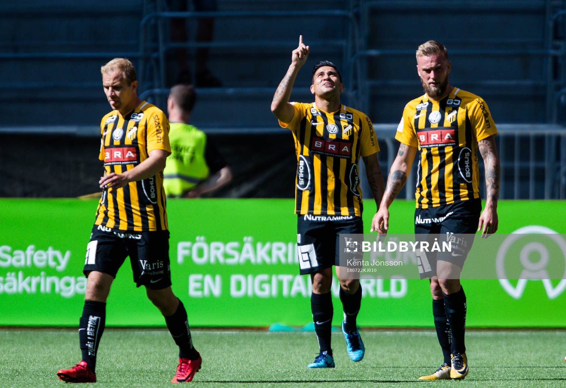 Häckens Paulinho jublar