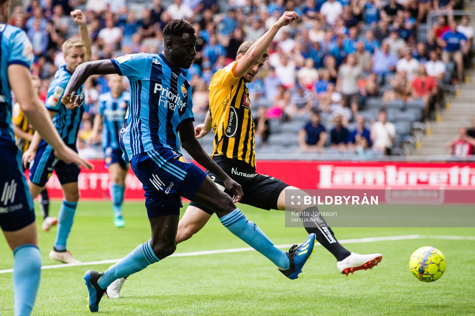Djurgårdens Aliou Badji gör 2-1