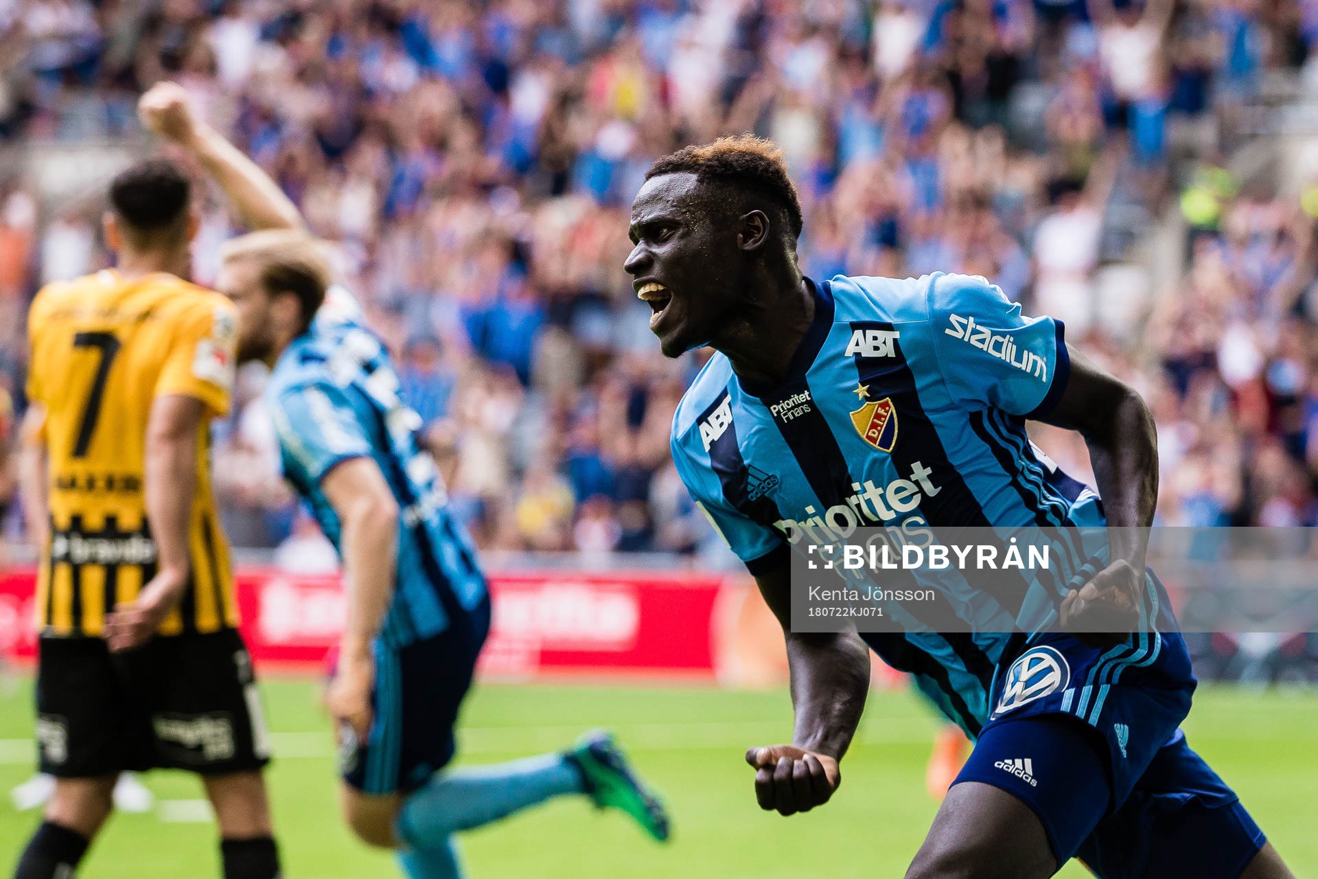 Djurgårdens Aliou Badji jublar