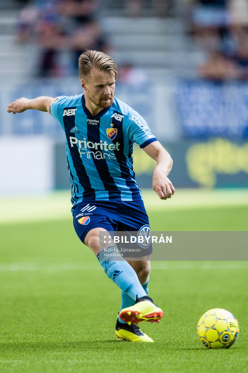 Djurgårdens Jacob Une Larsson