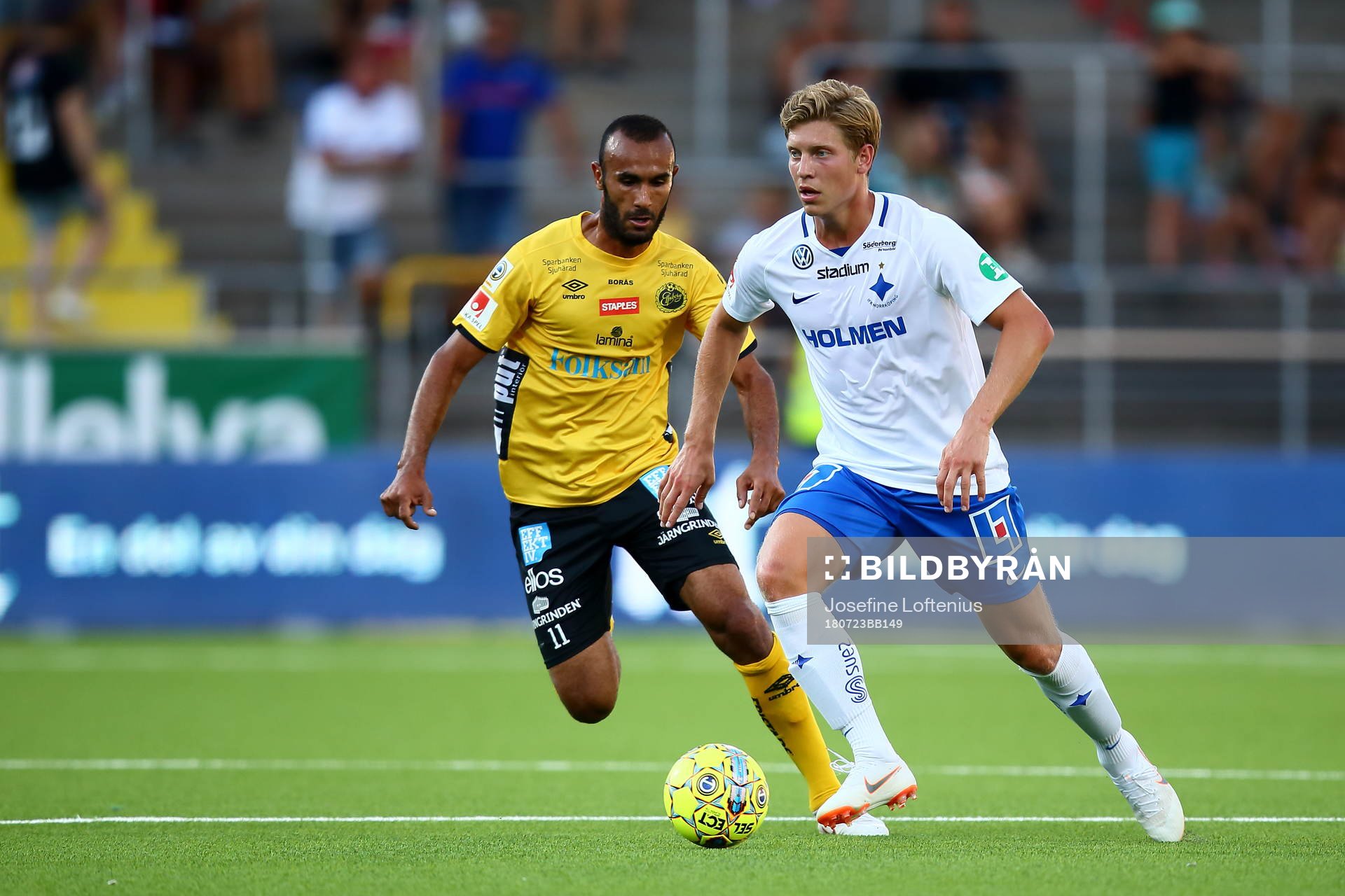 Norrköpings Alexander Fransson med Elfsborgs Issam Jebali
