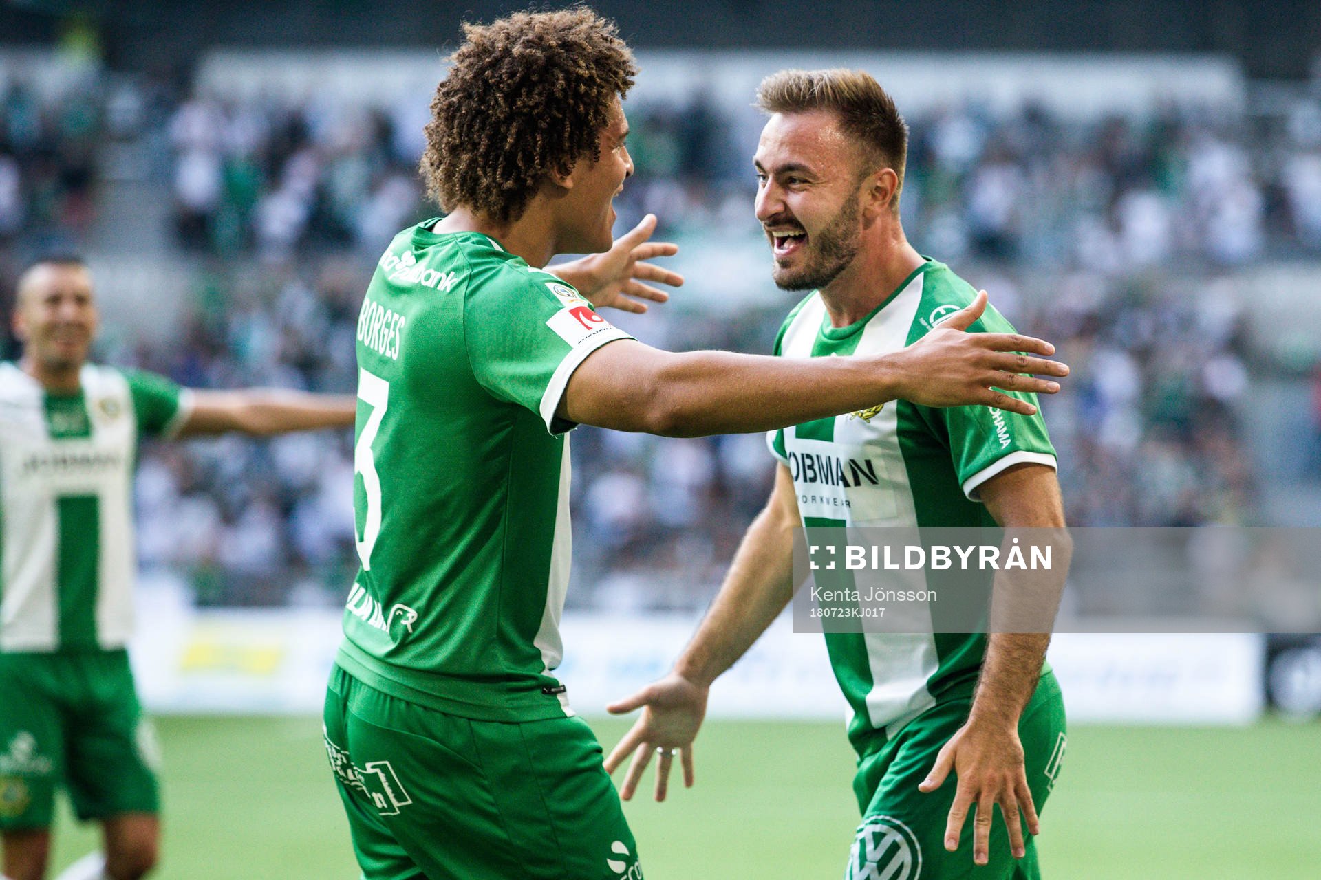 Hammarbys Neto Borges och Muamer Tankovic jublar