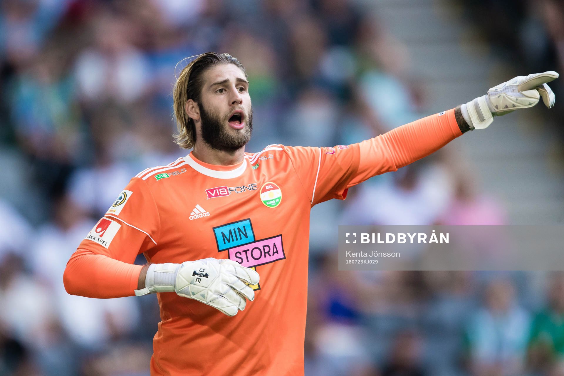 Dalkurds målvakt Stefan van der Lei gestikulerar