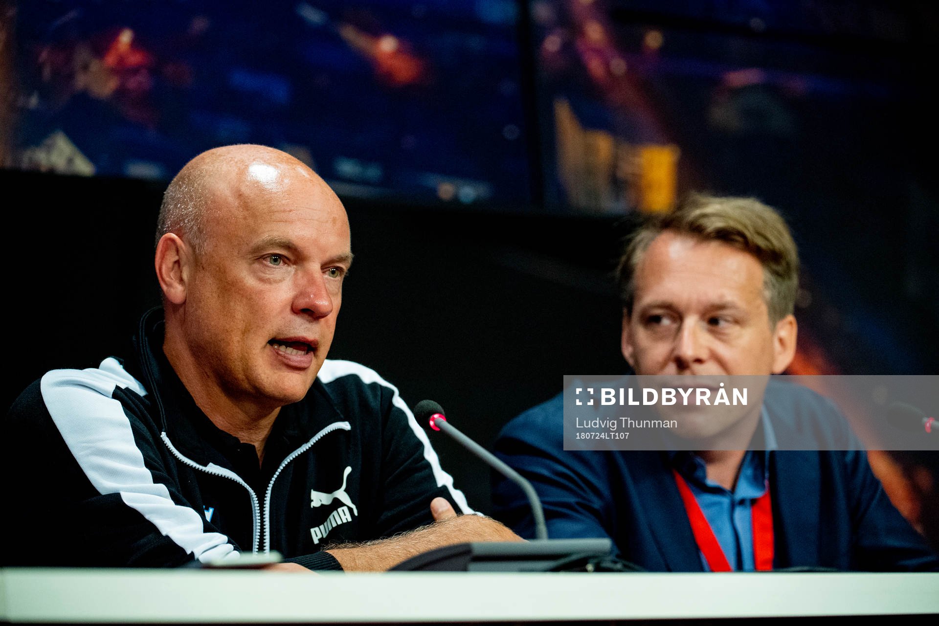 Head coach Uwe Rösler and press officer Peter Åhlander of