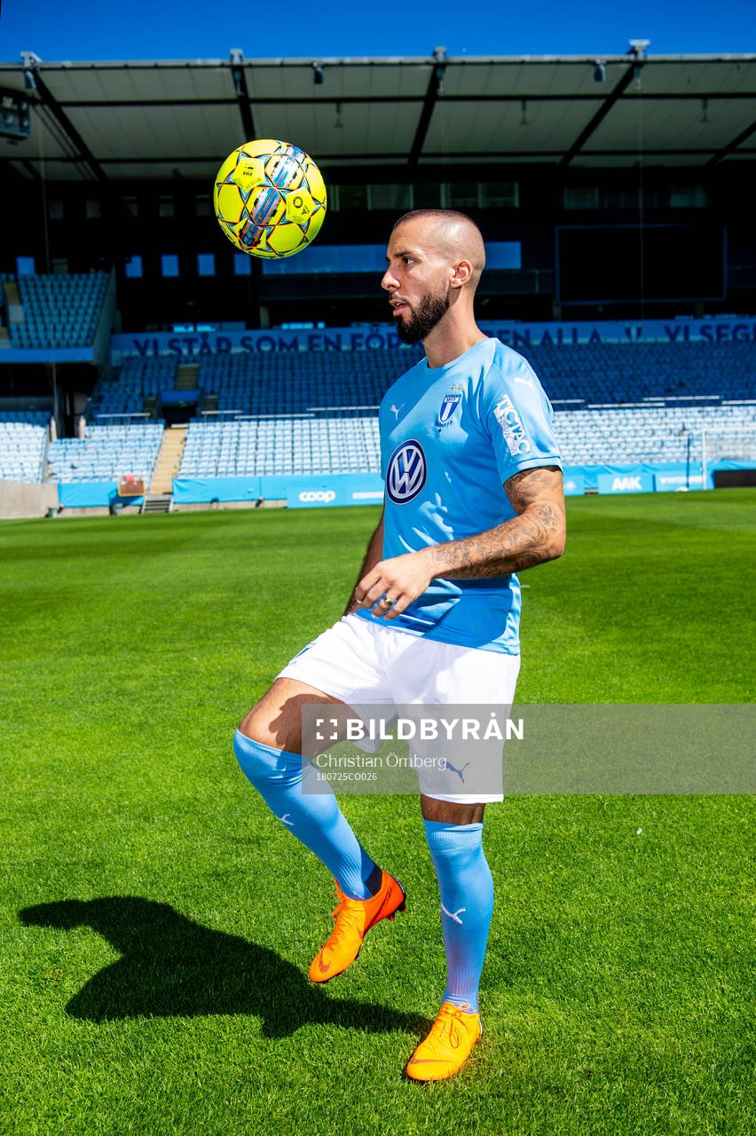 Malmö FF presenterar Guillermo Molins som ny spelare