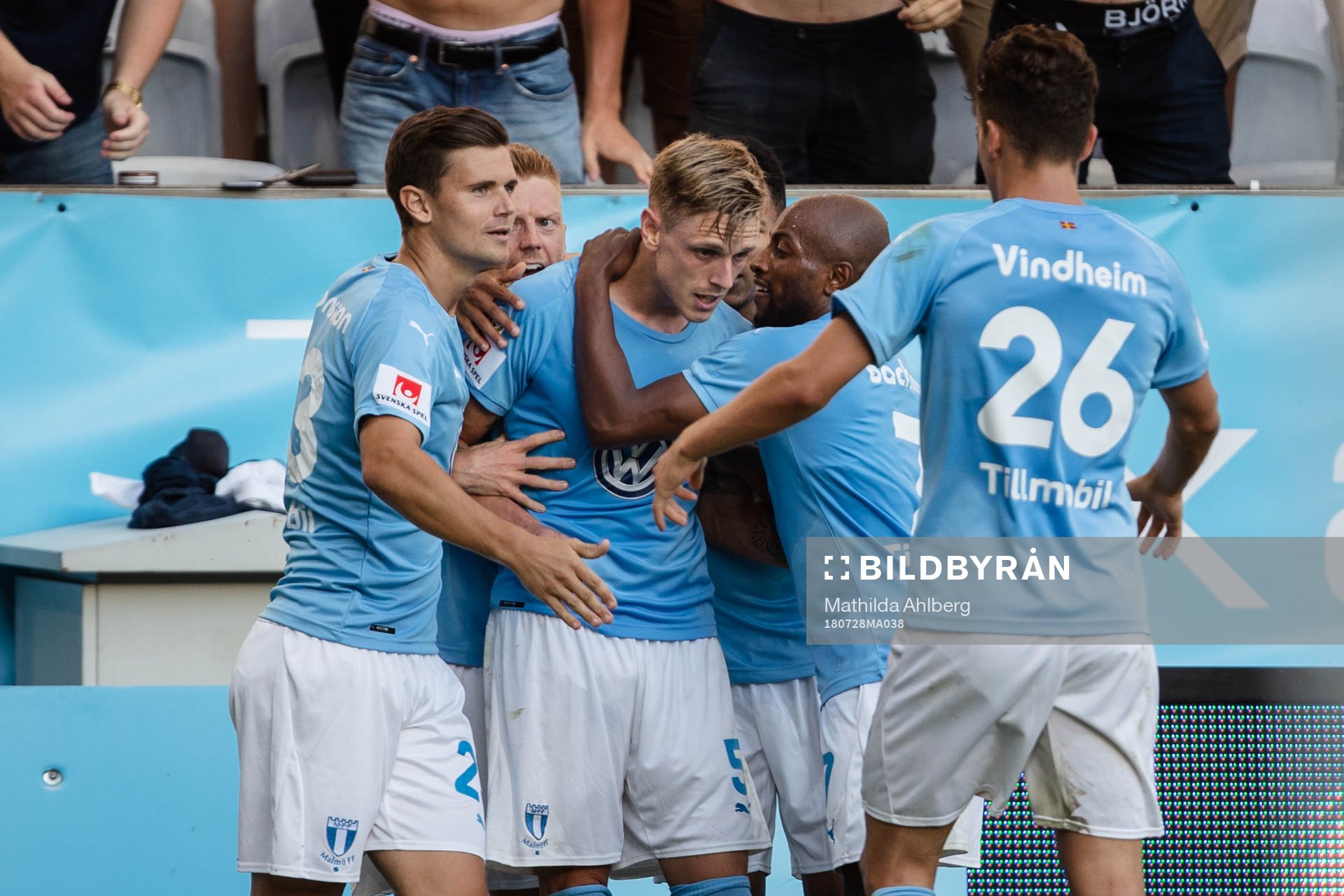 Malmö FFs Sören Rieks (mitten) jublar med Marcus