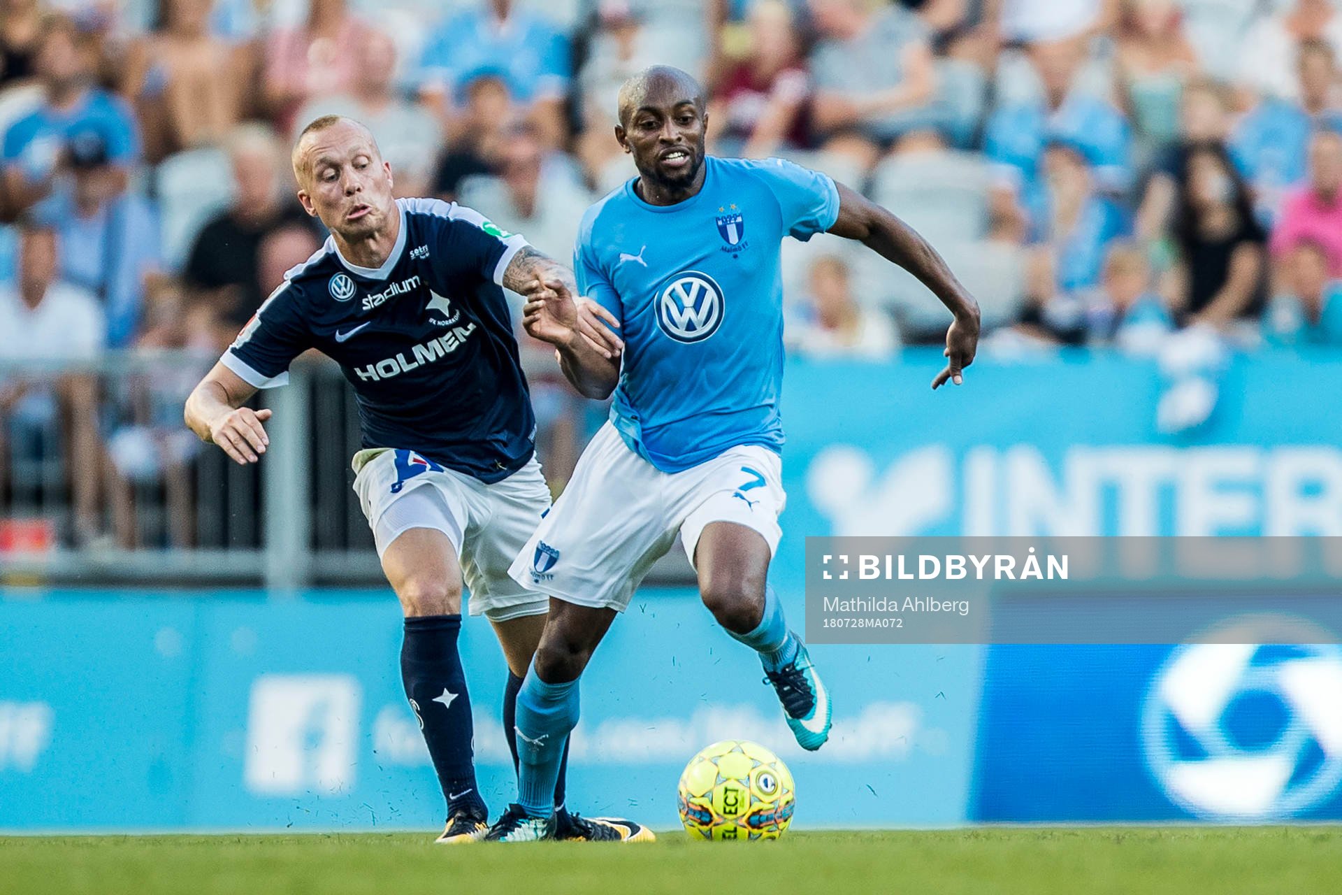 Norrköpings Gudmundur Thorarinsson och Malmö FFs Fouad
