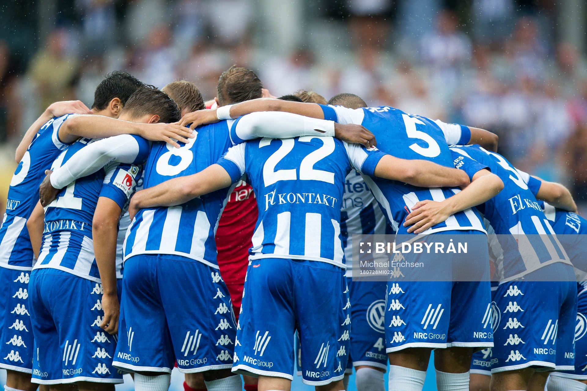 IFK Göteborg samlade innan fotbollsmatchen i allsvenskan