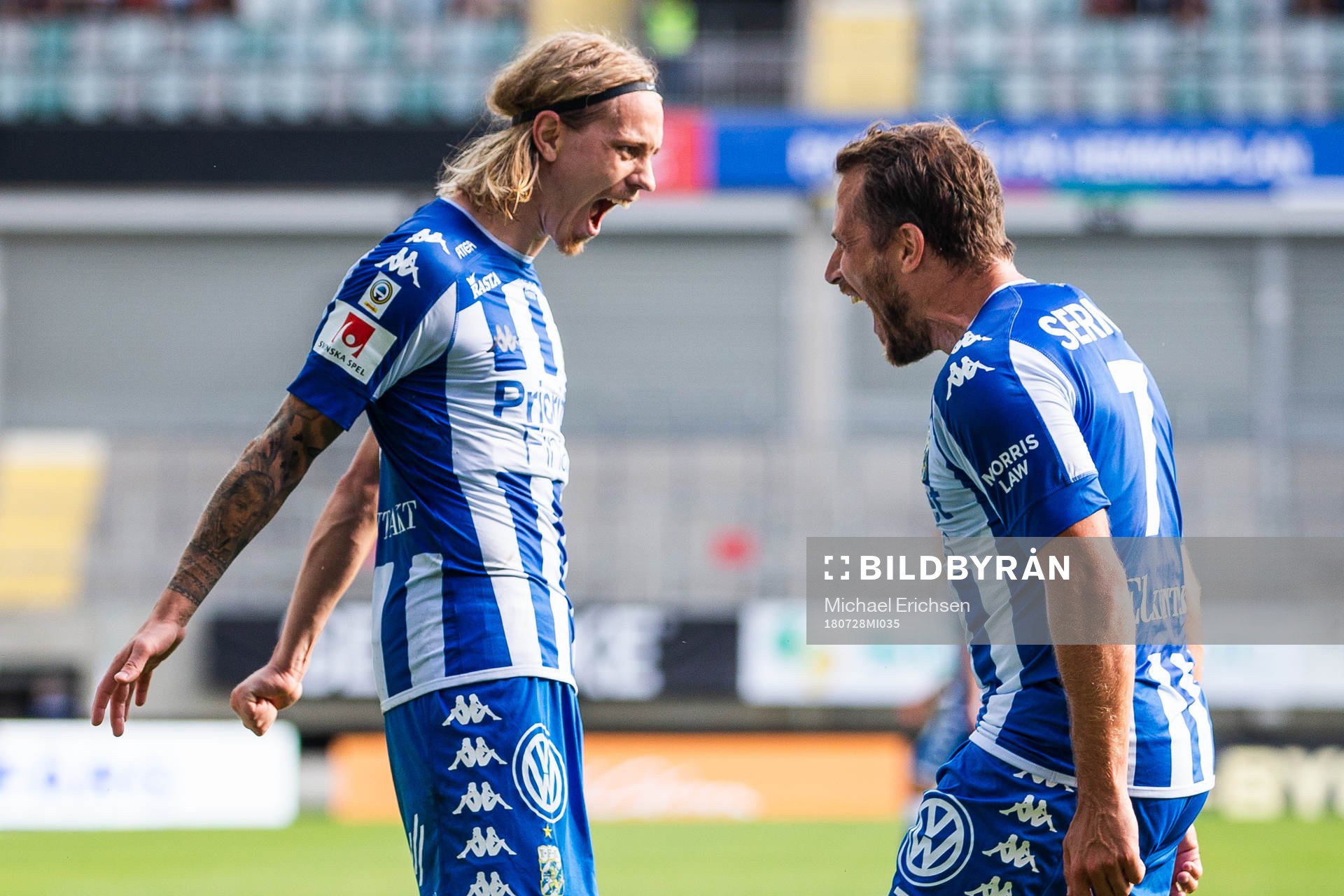 IFK Göteborgs Elias Mar Omarsson jublar med Tobias Hysén