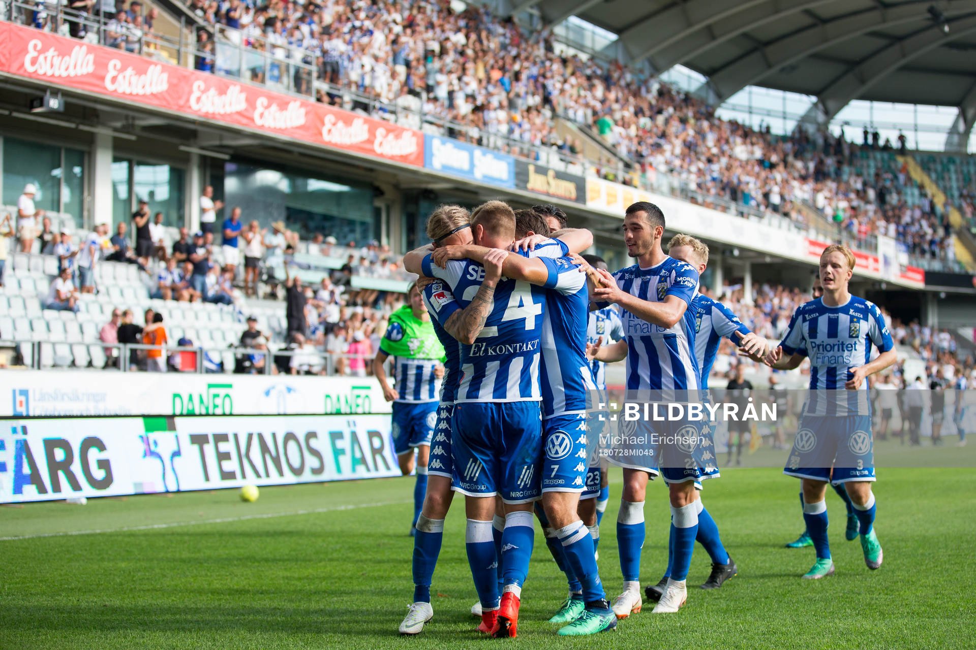 IFK Göteborgs Elias Mar Omarsson jublar ihop med